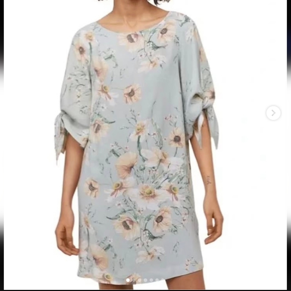 H&M Light Blue Floral Tie-Sleeve Shift Dress
